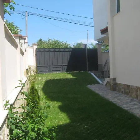 Roni 3* Βάρνα